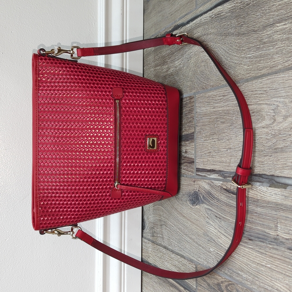 NWOT Dooney& Bourke Camden Woven Crossbody